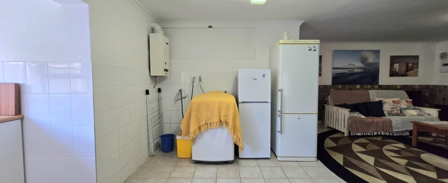 5 Bedroom Property for Sale in Franskraal Western Cape